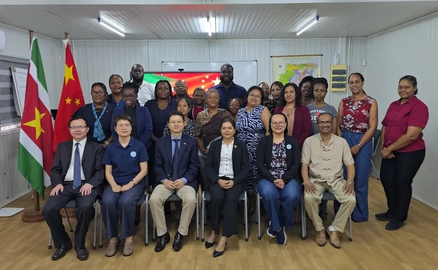 Chinese taaltraining versterkt bilaterale samenwerking tussen Suriname en China