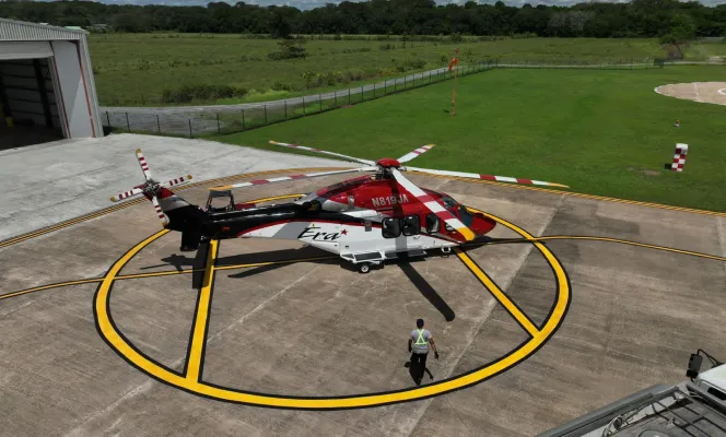 EAG Airport foto 3