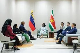 Minister Bouva ontvangen door waarnemend president Rodríguez in Caracas