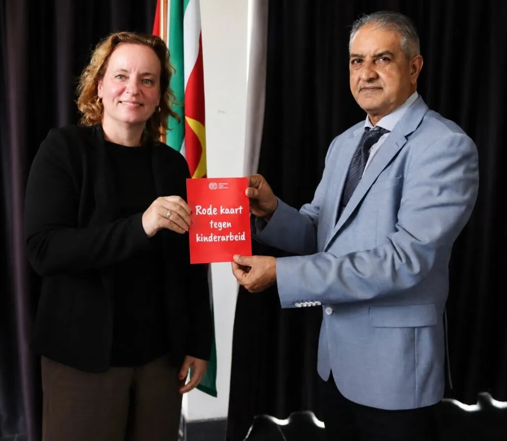 Suriname geeft kinderarbeid de rode kaart op Internationale Dag tegen Kinderarbeid
