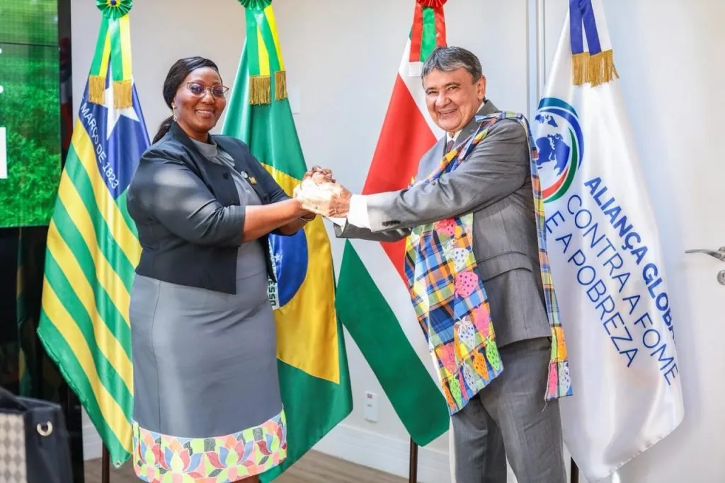 Minister Pokie en Braziliaanse ambtgenoot bespreken samenwerking voor verbetering sociaal system