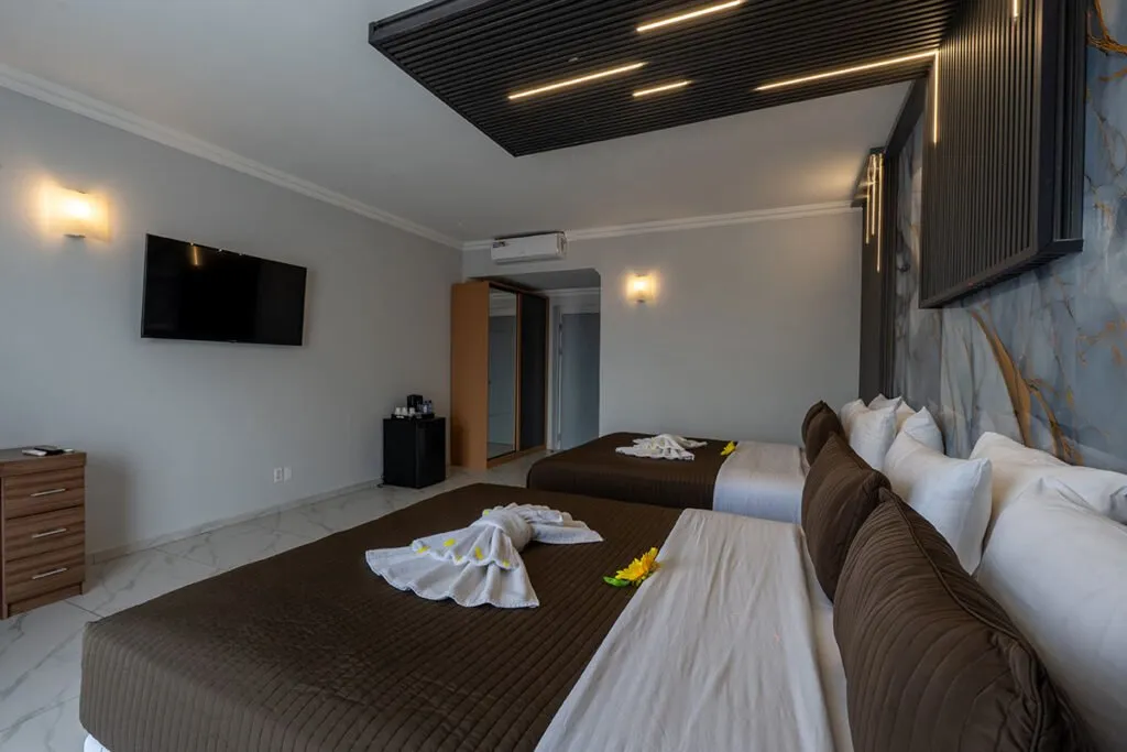 Elegance Hotel & Casino photo 2