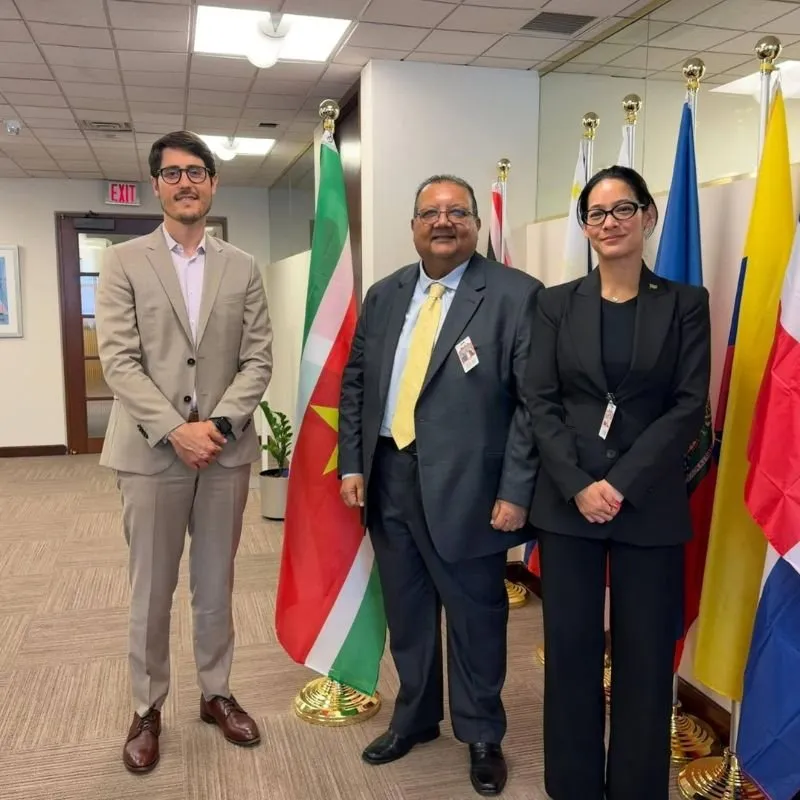 Ambassade van Suriname in de Verenigde Staten foto 4