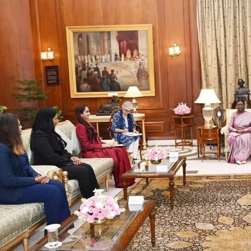 Ambassade van Suriname in India foto 3