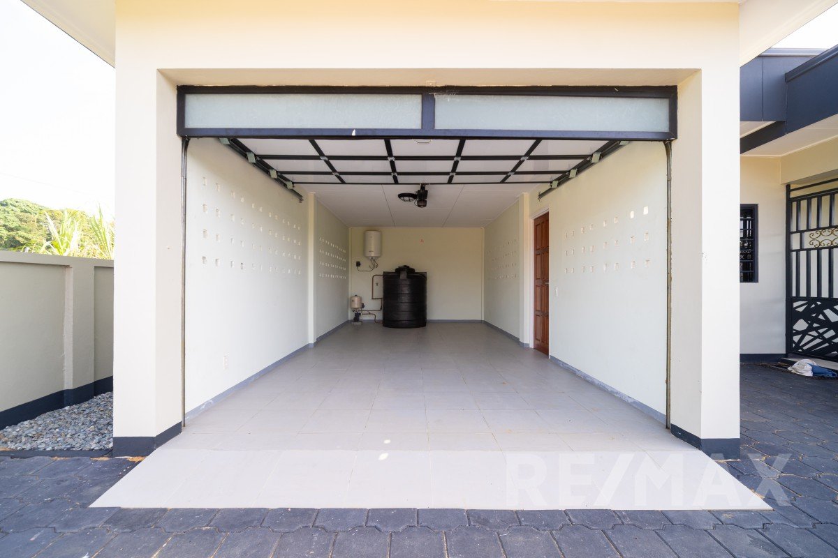2-slaapkamers huurwoning te Helouisestraat #80A, Paramaribo Zuid
